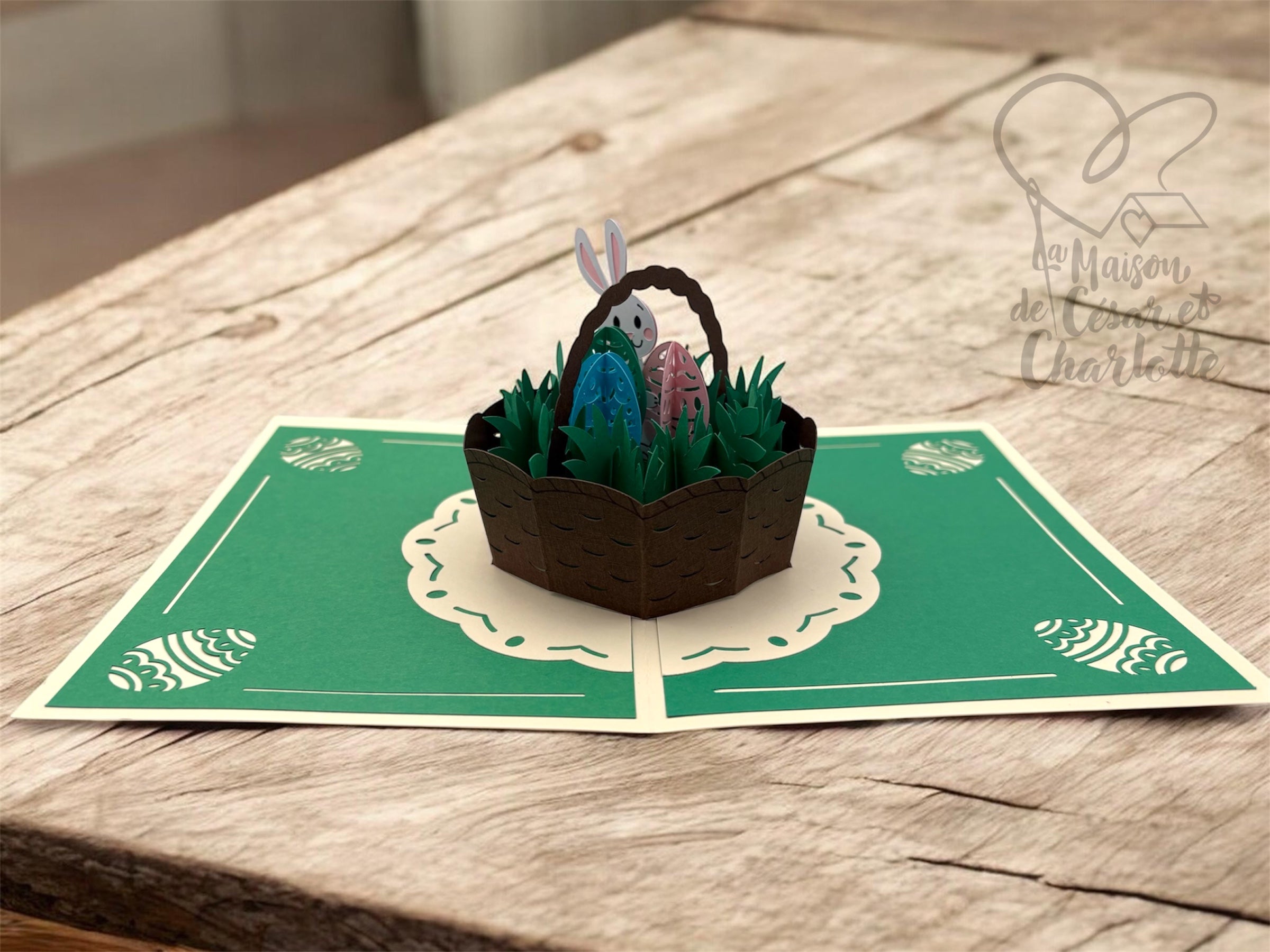 Carte de Pâques artisanale en 3D, pleine de charme et de délicatesse.