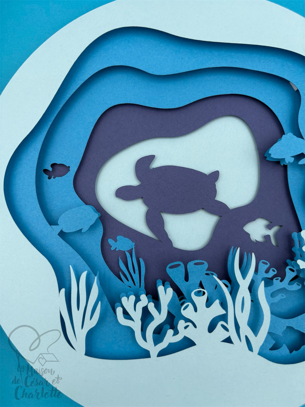 Cadre Décoratif 3D "Monde Marin" - Tableau en Relief Fait Main & Abysses de Papier